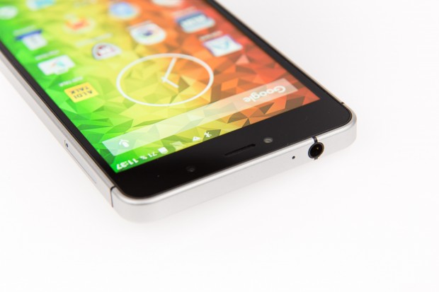 Der Rahmen des Life X5004 ist aus Metall, ...